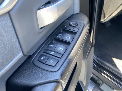 Used 2022 RAM 2500 Big Horn w/ Snow Chief Group AWD/4WD image 19