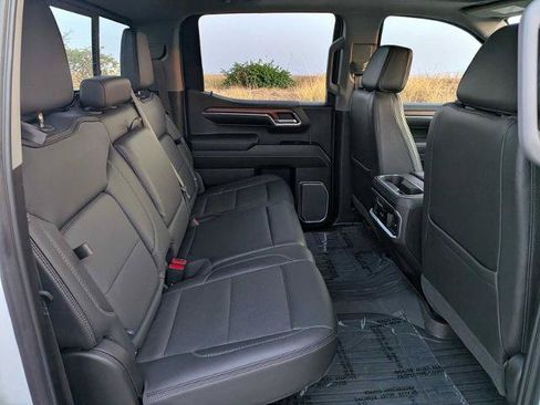 Used 2023 GMC Sierra 1500 Denali AWD/4WD image 18