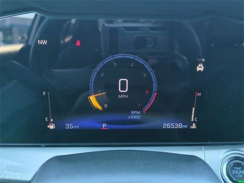 Certified 2025 Chevrolet Trax LT image 30