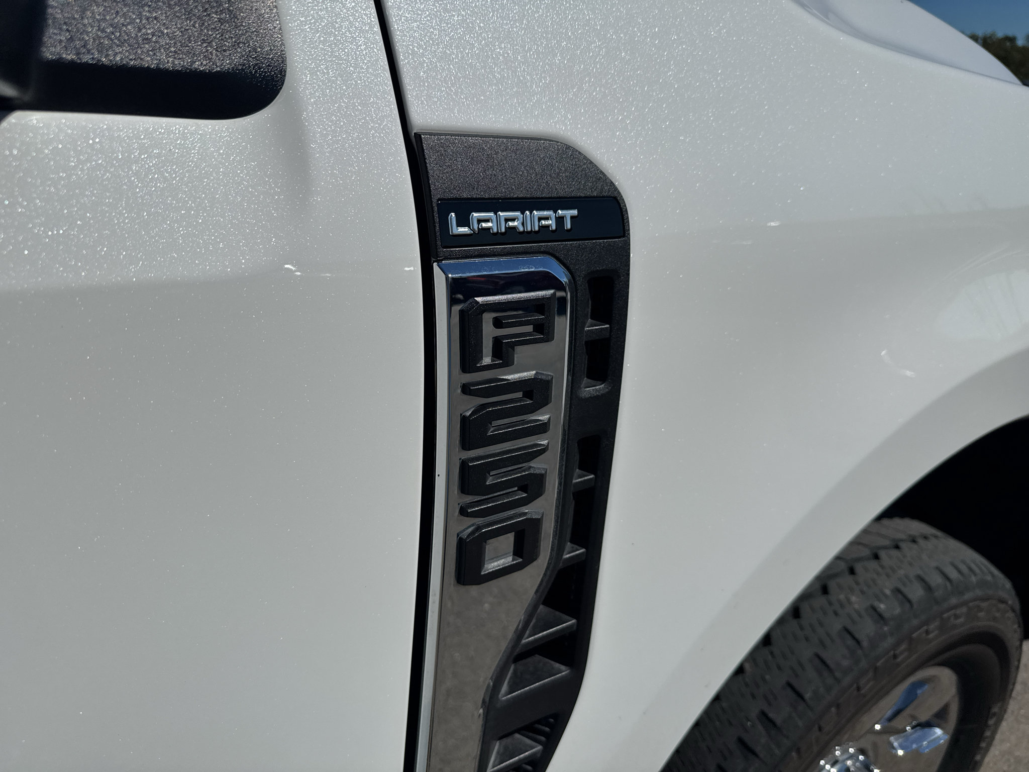 Certified 2025 Ford F250 Lariat w/ Lariat Ultimate Package AWD/4WD image 31
