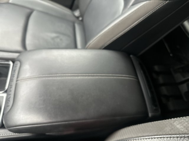 Used 2024 Nissan Pathfinder SL AWD/4WD image 32