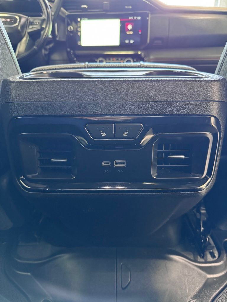 Used 2024 GMC Sierra 2500 AT4 w/ AT4 Premium Plus Package AWD/4WD image 32