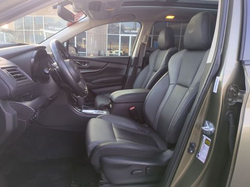 Used 2022 Subaru Ascent Onyx Edition image 18