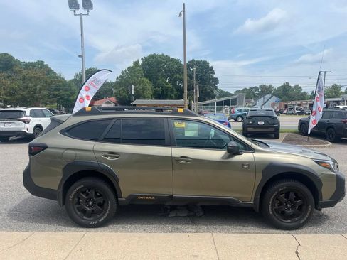 Used 2025 Subaru Outback Wilderness w/ Wilderness Package AWD/4WD image 3