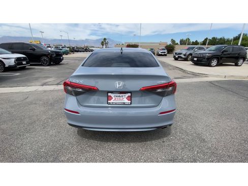 Used 2024 Honda Civic Sport image 7