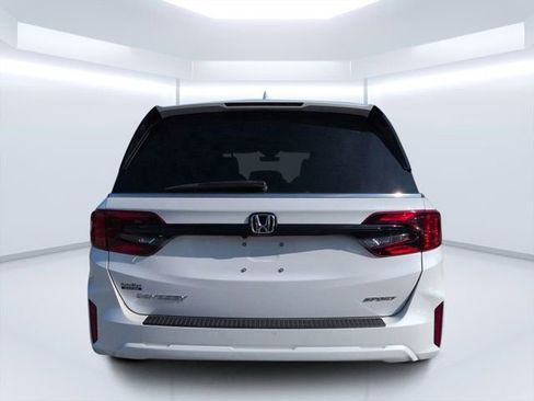 Used 2025 Honda Odyssey Sport-L image 4