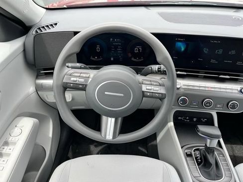 New 2026 Hyundai Kona SE FWD image 8
