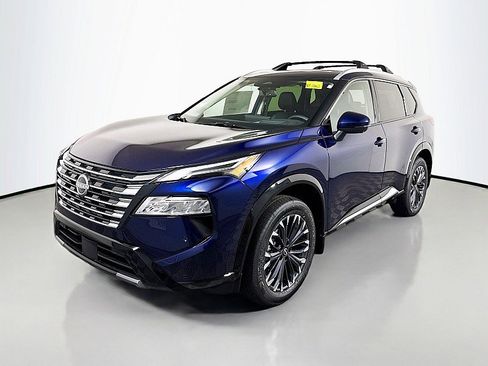 New 2026 Nissan Rogue Platinum w/ Platinum Premium Package image 3