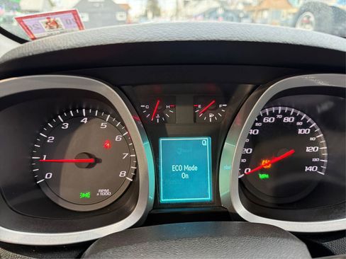 Used 2015 Chevrolet Equinox LT image 16