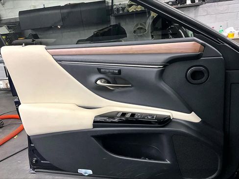 Used 2024 Lexus ES 350 image 22