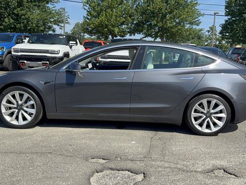 Used 2019 Tesla Model 3 Long Range AWD/4WD image 4