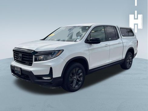 Used 2021 Honda Ridgeline Sport image 3