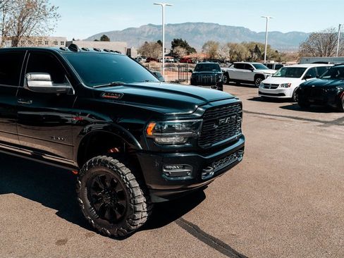 Used 2022 RAM 2500 Limited image 9