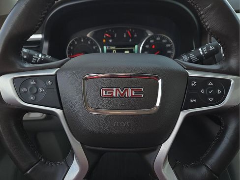 Used 2018 GMC Acadia SLT image 20