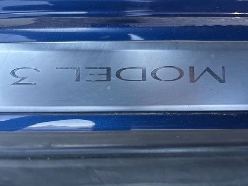 Used 2020 Tesla Model 3 Long Range image 16