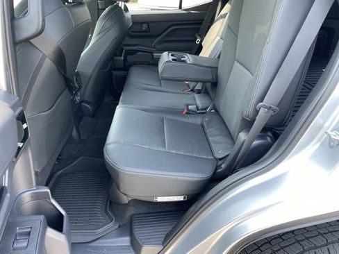 Used 2026 Toyota 4Runner TRD Off-Road Premium AWD/4WD image 12