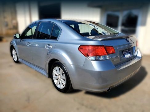 Used 2012 Subaru Legacy 2.5i Premium AWD/4WD image 10