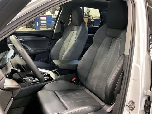 Used 2025 Audi Q5 Premium Plus w/ Premium Plus AWD/4WD image 25