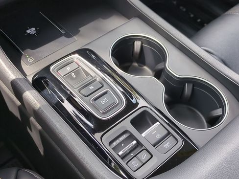 Used 2025 Honda Pilot EX-L image 15