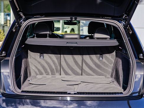 Used 2023 Audi e-tron Chronos w/ Chronos Package image 30