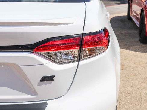 New 2026 Toyota Corolla SE FWD image 8