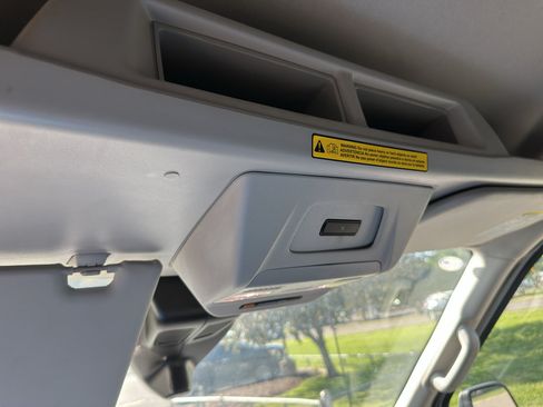 Used 2023 Ford Transit 250 Medium Roof RWD image 27