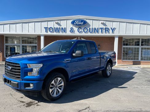 Used 2017 Ford F150 XL w/ Equipment Group 101A Mid image 1