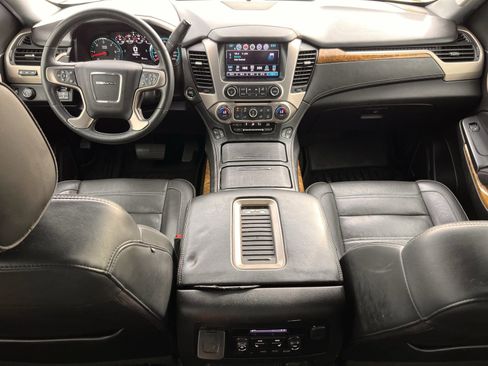 Used 2017 GMC Yukon Denali w/ Open Road Package image 9