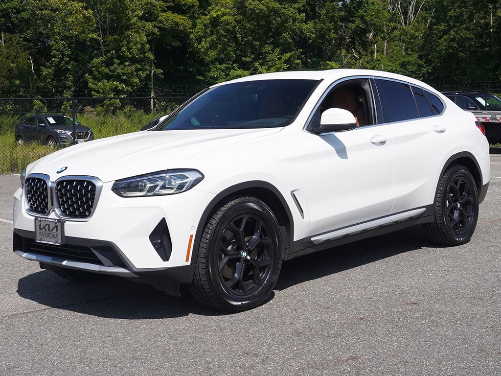Used 2023 BMW X4 xDrive30i AWD/4WD image 9