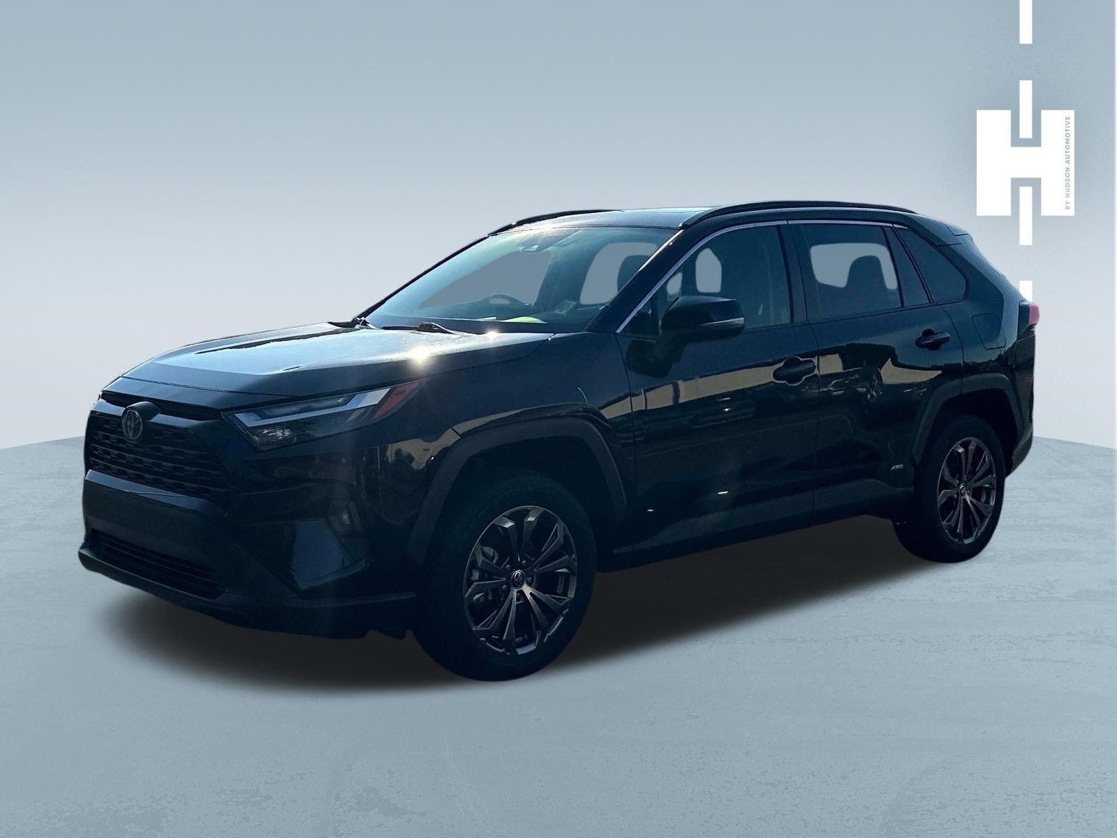 Used 2024 Toyota RAV4 XLE Premium w/ Weather Package AWD/4WD image 3