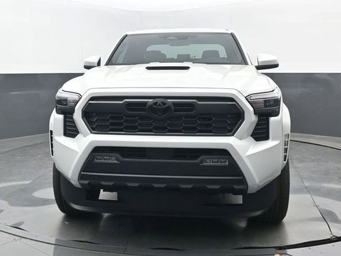 New 2026 Toyota Tacoma TRD Sport image 18