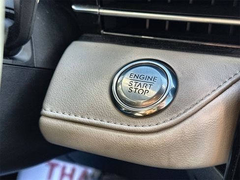 Used 2024 Lincoln Nautilus Reserve image 24