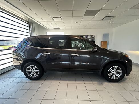 Used 2016 Chevrolet Traverse LT AWD/4WD image 6