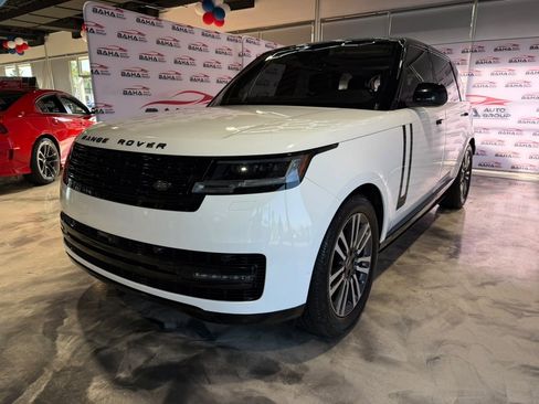 Used 2023 Land Rover Range Rover Long Wheelbase SE AWD/4WD image 2