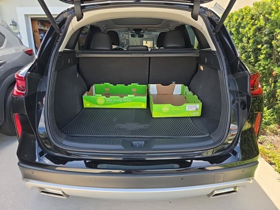 Certified 2023 INFINITI QX50 Luxe FWD image 4