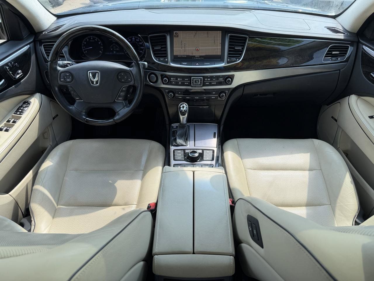 Used 2016 Hyundai Equus Signature RWD image 21
