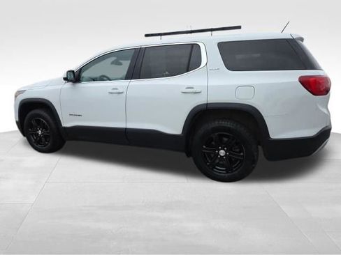 Used 2017 GMC Acadia SLE image 14