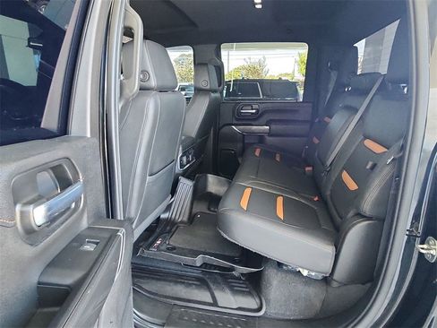Certified 2022 GMC Sierra 2500 AT4 w/ Gooseneck/5TH Wheel Package image 24