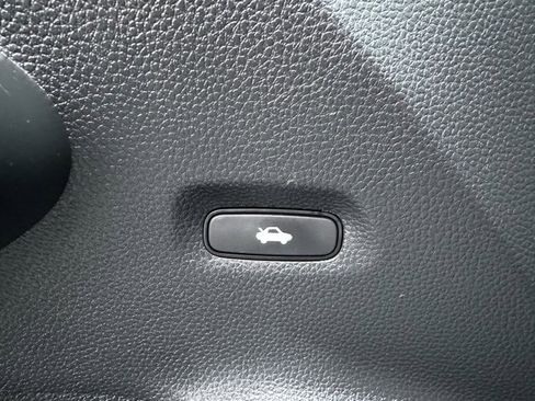 Used 2025 Honda Civic Sport image 18