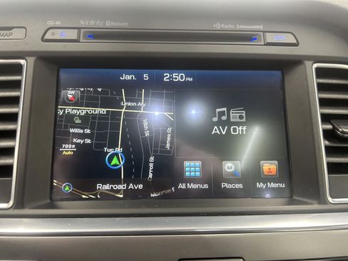 Used 2015 Hyundai Sonata Limited w/ Option Group 06 image 23