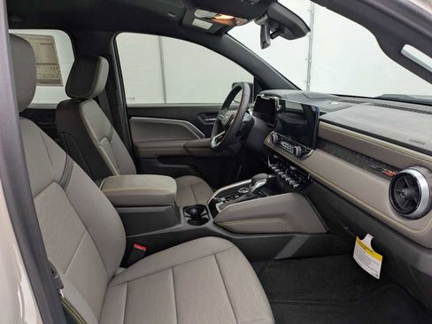 New 2026 Chevrolet Colorado ZR2 w/ Technology Package image 24