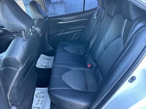 Used 2023 Toyota Camry SE FWD image 17