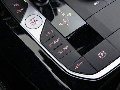 Used 2024 BMW X3 sDrive30i w/ Premium Package image 10