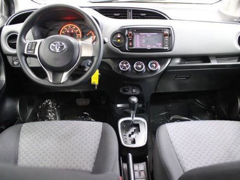 Used 2015 Toyota Yaris LE FWD image 2