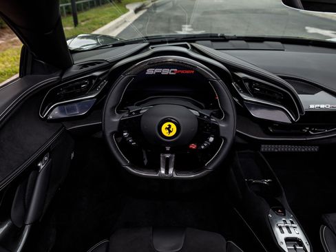 Used 2024 Ferrari SF90 Spider AWD/4WD image 9
