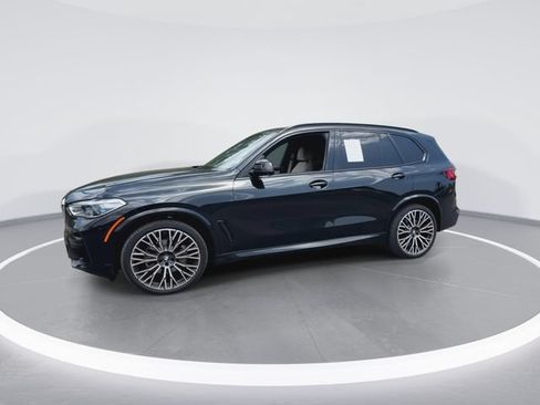 Used 2022 BMW X5 xDrive40i w/ M Sport Package AWD/4WD image 5