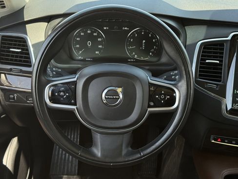 Used 2019 Volvo XC90 T6 Momentum w/ Advanced Package AWD/4WD image 13