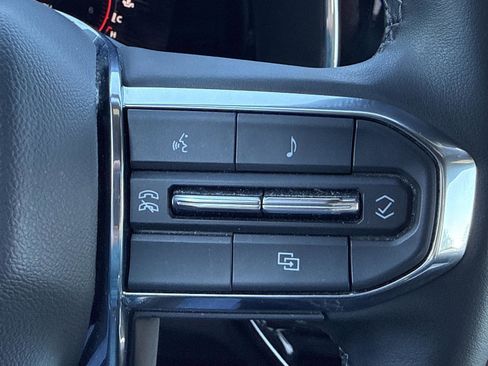 Used 2023 GMC Canyon Elevation w/ Elevation Premium Package image 19