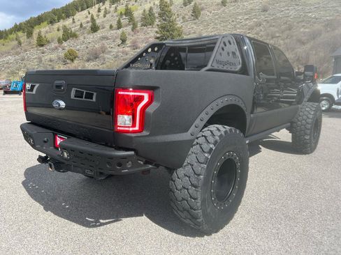 Used 2016 Ford F250 Lariat w/ Chrome Package AWD/4WD image 5