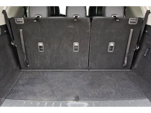 Used 2025 Nissan Pathfinder SL image 27